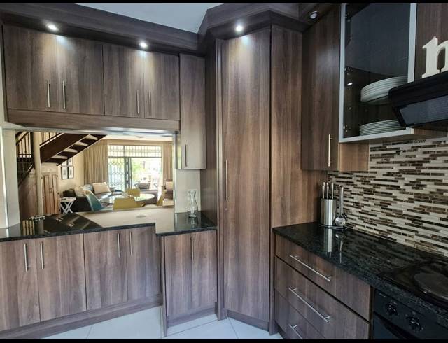 3 BEDROOM TOWNHOUSE FOR SALE IN THREE RIVERS PROPER